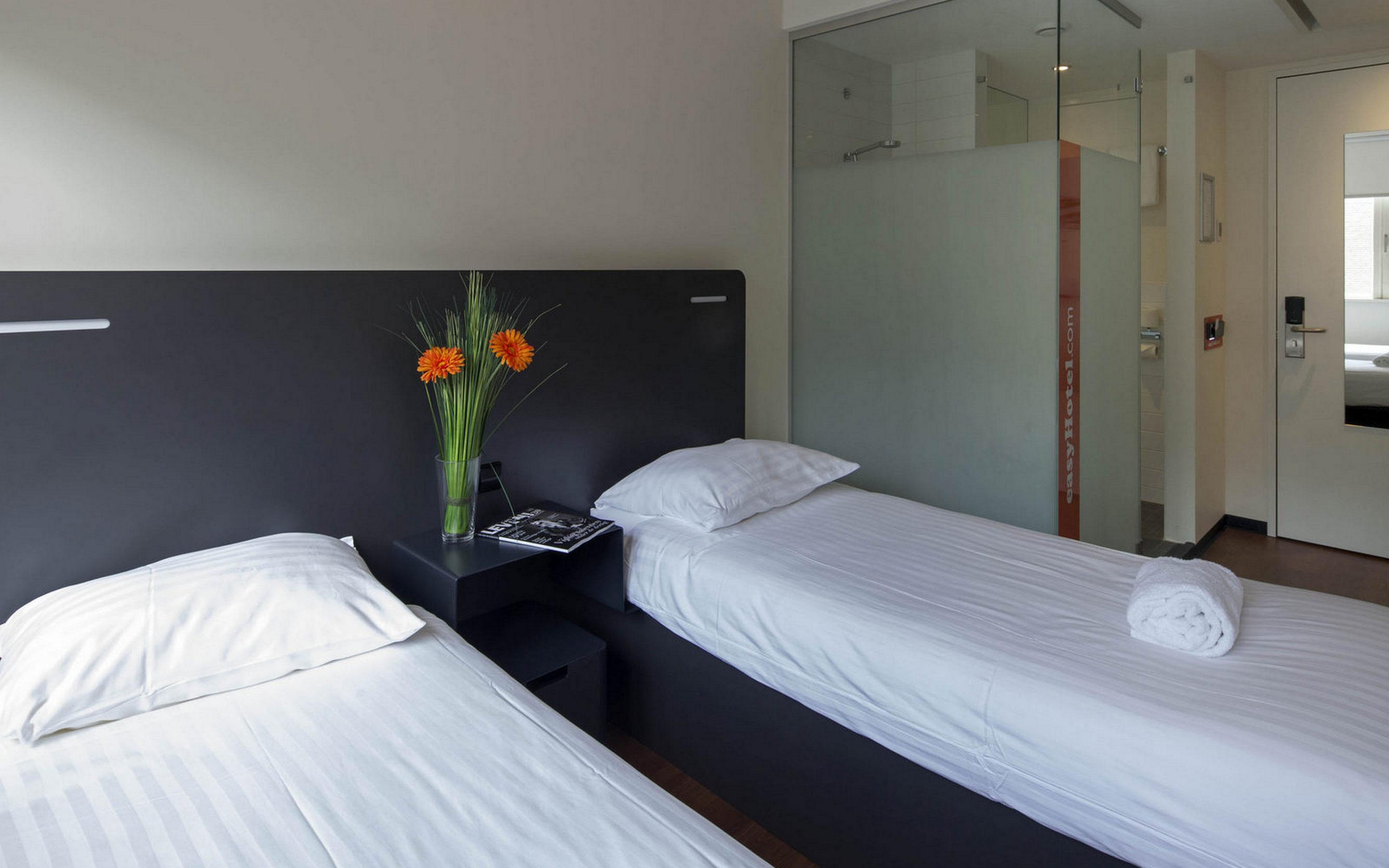 Easyhotel The Hague City Centre Экстерьер фото