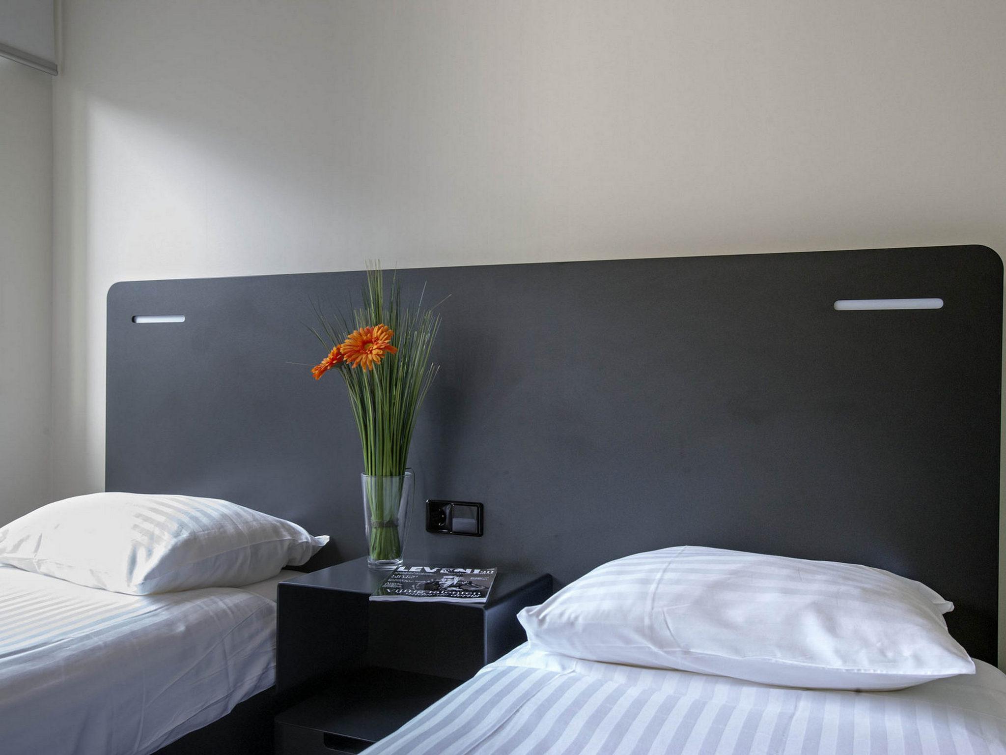 Easyhotel The Hague City Centre Экстерьер фото