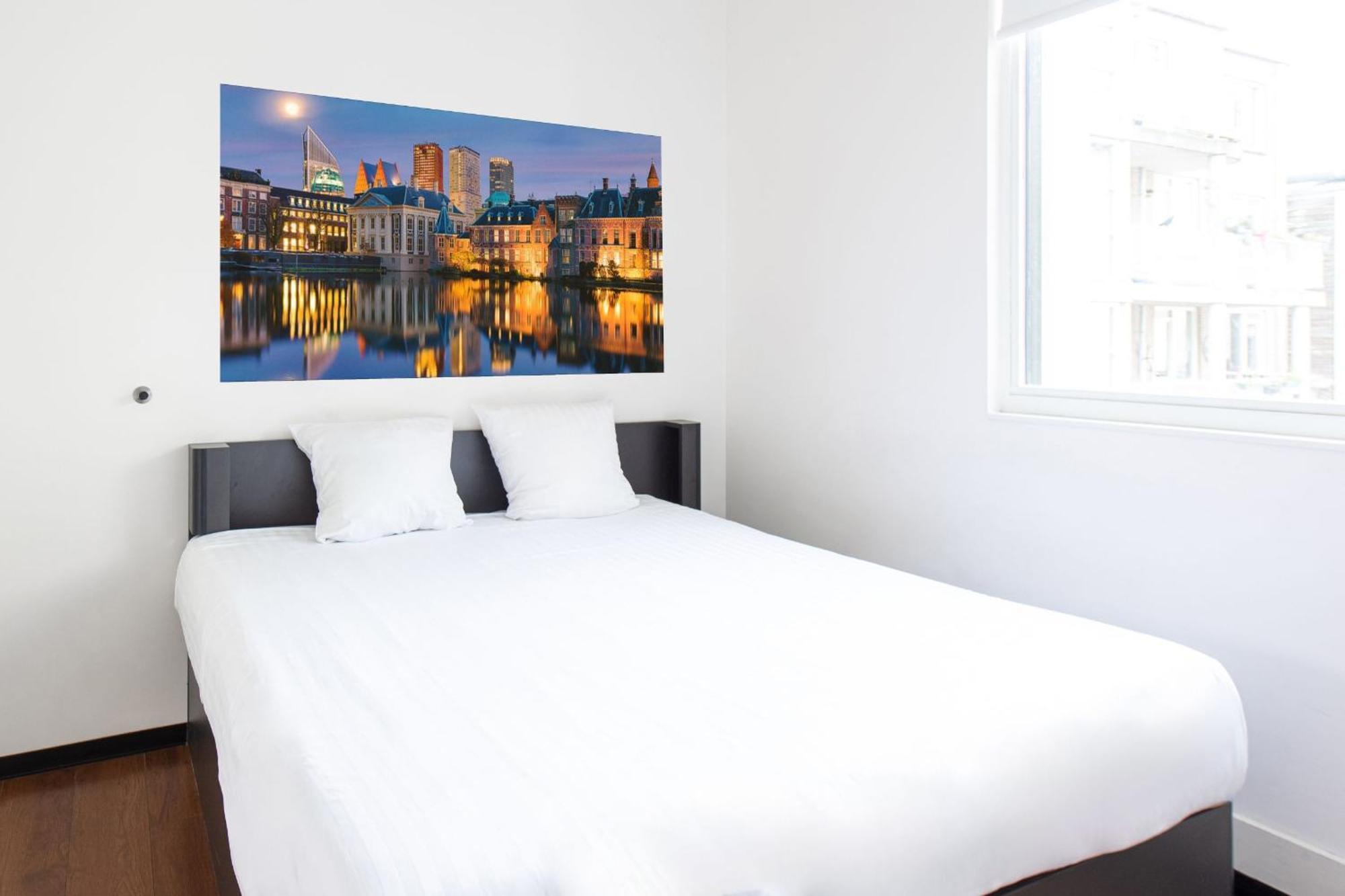 Easyhotel The Hague City Centre Экстерьер фото